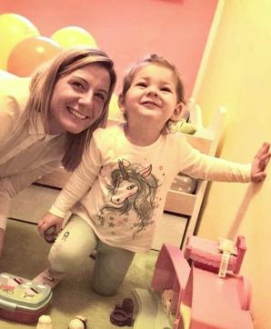 Rutkowski: 2-letnia Martynka z Bydgoszczy wróciła dziś do mamy. Miesięczne uprowadzenie dziecka zakończone. Konferencja prasowa w czwartek o 15:00