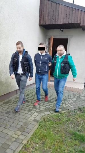 Areszty za usiłowanie włamania do bankomatów w Bydgoszczy