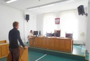 [VIDEO] Śledztwo z wniosku Bożeny Zalewskiej o ściganie prokurator Małgorzaty Sałackiej, żony Prokuratora Rejonowego z Kłodzka, będą prowadzić będą jej koledzy prokuratorzy z sąsiednich Ząbkowic Śląskich. Mimo, że ich szef prosił o wyłączenie ze sprawy!