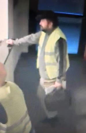 [VIDEO] Rutkowski sucht nach dem in Deutschland oder Polen verschwundenen Fahrer des polnischen Lkws! Beim Transport der Ware nach Moskau ist zusammen mit ihm Kleidung mit Wert von 190.000,- Euro verschwunden.  Wer weiss, wo der Fahrer sein kann und was mi