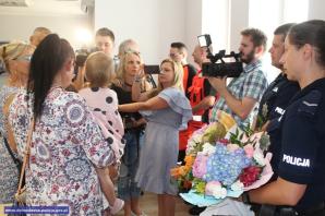 Podziękowania dla legnickich policjantów za uratowanie ludzkiego życia