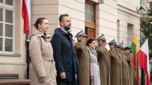 [VIDEO] Ministrowie obrony Polski i Litwy o ścisłej współpracy w ramach Tarczy Wschód i Bałtyckiej Linii Obrony