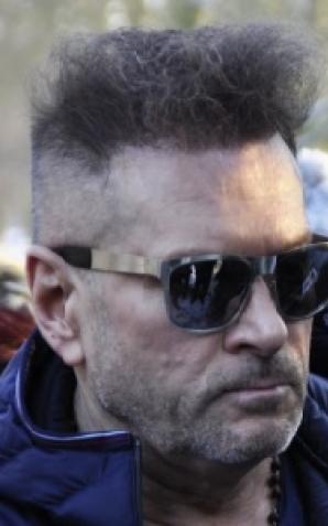 [VIDEO] W środę o godzinie 13:00 wznowienie poszukiwań Remigiusza Baczyńskiego i briefing prasowy dotyczący ataków na apartamenty przy ul. Jęczmiennej