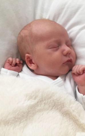 [VIDEO] Policjanci pomogli rodzącej kobiecie bezpiecznie dojechać do szpitala