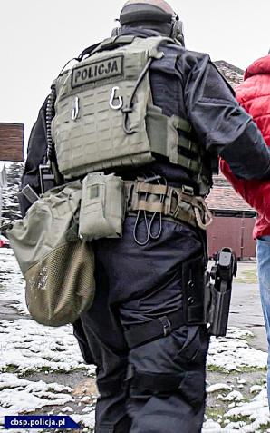 [VIDEO] Uderzenie w gang powiązany z pseudokibicami 