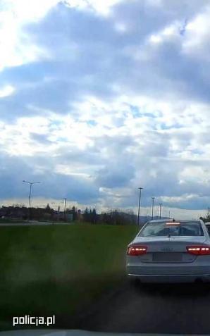 [VIDEO] Wspólnymi siłami zatrzymali nietrzeźwego kierowcę