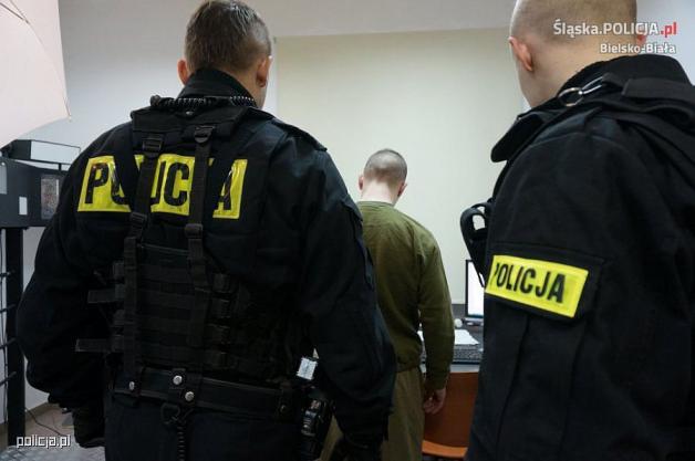 Dwa ciała, dwóch zatrzymanych. Usłyszeli zarzuty zabójstwa