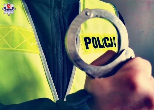 Pijani rodzice mieli pod opieką troje swoich dzieci, w tym 2-miesięczne.