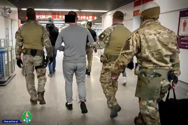 [VIDEO] Pierwsze wyroki w sprawie przemiany śliwowicy w amfetaminę