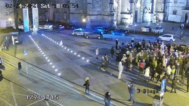 [VIDEO] Szalony pościg po Świdnicy! Policjanci zatrzymali niebezpiecznego kierowcę!