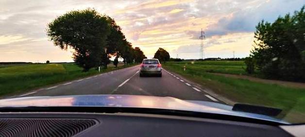 [VIDEO] Nie zatrzymał się do policyjnej kontroli. 28-latek zatrzymany w pościgu