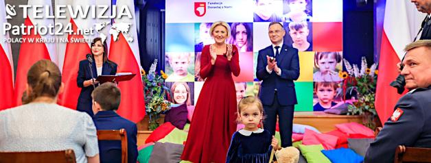 [VIDEO] Dyplomy stypendialne dla podopiecznych Fundacji Dorastaj z Nami